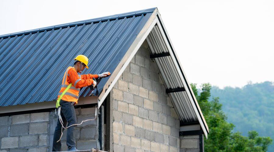 Professional residential roofers in Peru, VT